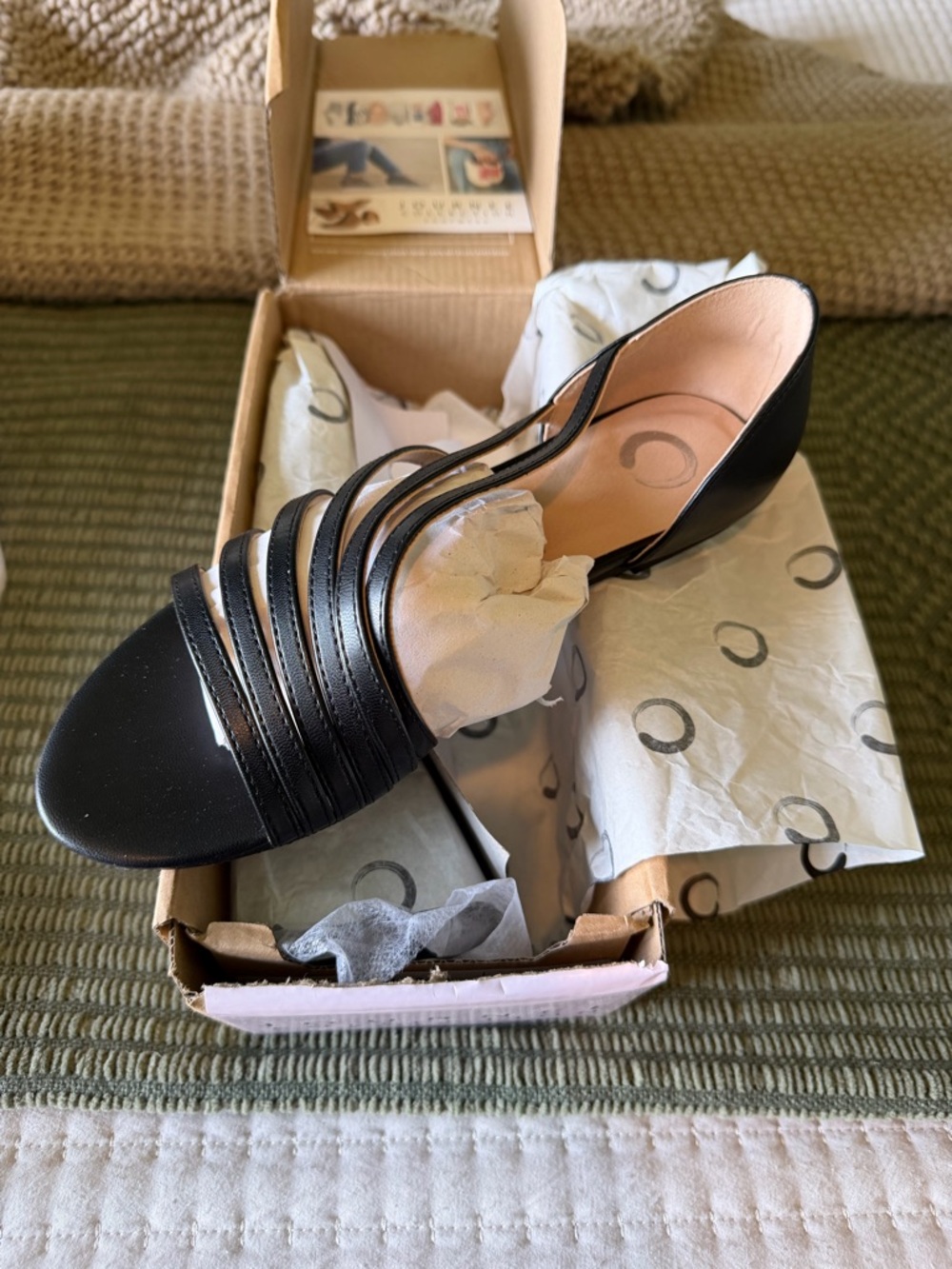 Women’s Journee Collection Divina Sandal - Black